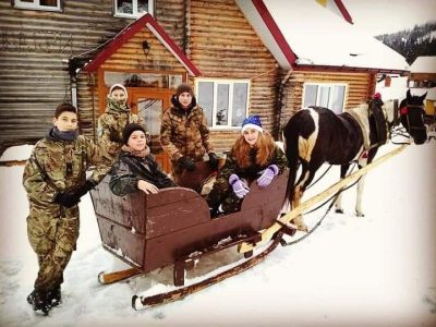 Вони всі наші рідні: юні галичани привітали воїнів ООС з Новим роком та Різдвом!  