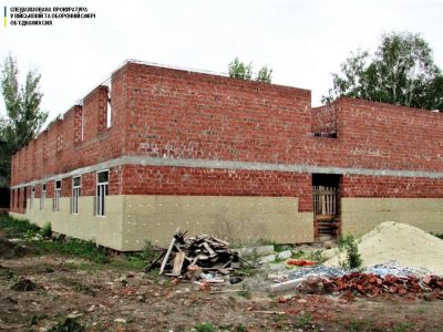 Привласнення понад 3 млн грн на будівництві казарм на Донеччині – трьом підрядникам повідомили про підозру