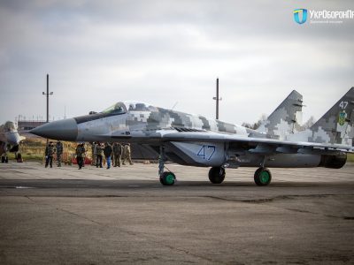 Львівський авіаційно-ремонтний завод передав військовим відремонтований винищувач МіГ-29     