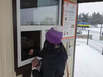 На лінії розмежування фактично працюють лише два КПВВ – «Станиця Луганська» та Новотроїцьке»  