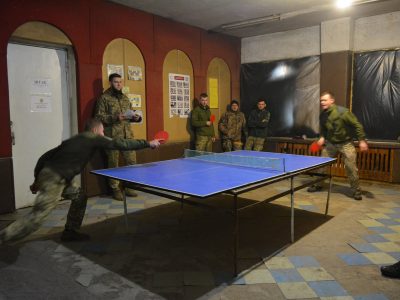 Піхотинці на передовій провели турнір із настільного тенісу  