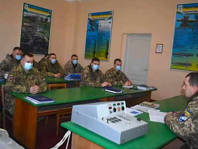 Триває інтенсивне навчання дніпровських десантників  