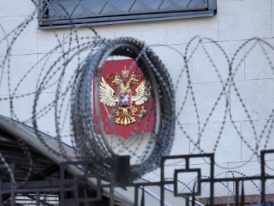 У США виключають послаблення санкцій проти Росії за окупацію Криму