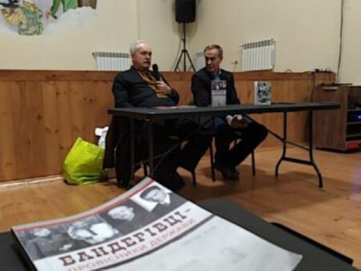 В Будинку воїна презентували книгу «Бандерівці – провісники держави»  
