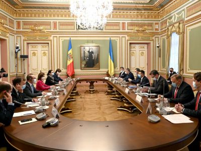 Для всіх країн Східного партнерства є принципово важливим отримання вакцин проти COVID-19 – Володимир Зеленський  