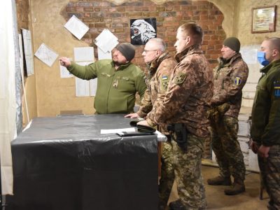 Головнокомандувач Збройних Сил України генерал-полковник Руслан Хомчак здійснив робочу поїздку в район проведення ООС
