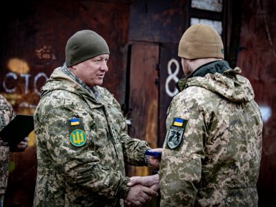 Командувач ОТУ «Схід» відзначив кращих морських піхотинців  