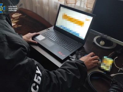 Захоплення влади та розправа над силовиками: СБУ викрила мережу інтернет-агітаторів