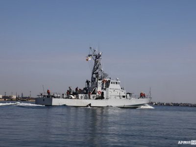 Один з катерів типу Island, переданих ВМС України, здійснив контрольний вихід у море, – посольство України в США  
