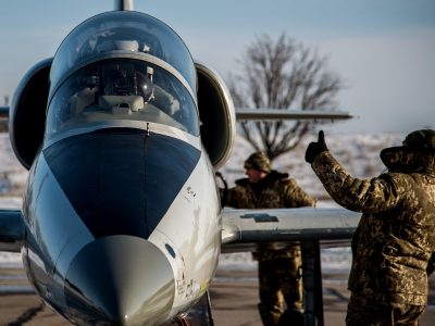 Перехоплення винищувачів і складний пілотаж: миргородські авіатори провели чергову льотну зміну  