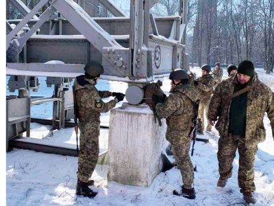 Тероборонівці вчили курсантів закладати вибухівку й розміновувати місцевість