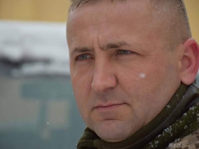 «Якось замість вирваної горлянки вставив пораненому… трубку від протигаза» – спогади військового медика  