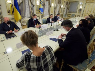 Президент України зустрівся з послами країн G7 та Євросоюзу