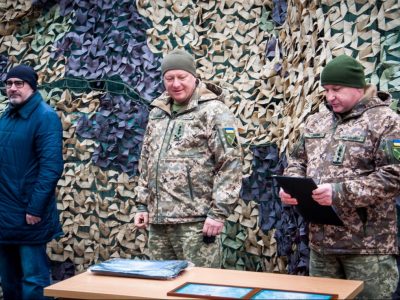 Морські піхотинці отримали від благодійників системи відеоспостереження та партію техніки  