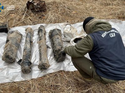 У затриманого члена незаконного збройного формування виявили схрон зі зброєю – СБУ