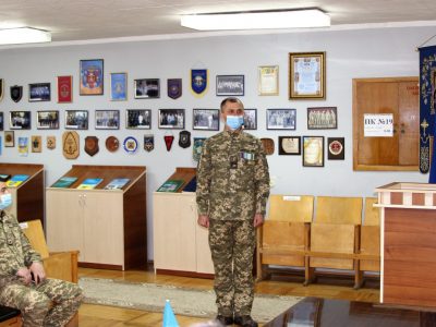 Як прапорщики стають штаб-сержантами: у ВМКЦ Центрального регіону присвоюють нові звання за стандартами НАТО  