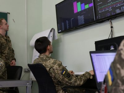Військові України та Канади обмінялися досвідом протидії кіберзагрозам