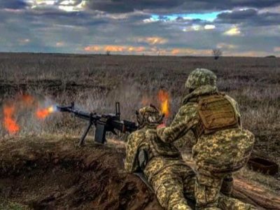 Курсанти-розвідники вчилися діяти за  раптової зміни бойової обстановки  