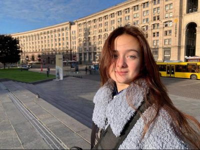 У День народження Ліни Костенко діти з фонду «Вектор Надії» вітають військових  