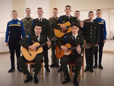 Шевченко – воїн: в устах ліцеїстів-крутян слова Кобзаря зазвучали по-новому!  