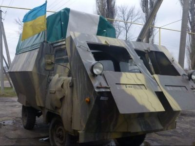 Дебютна книга про «народні панцерники» українського війська від 2014-го й донині  