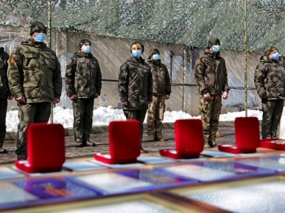 Командувач ООС нагородив найкращих військовослужбовців Національної гвардії України