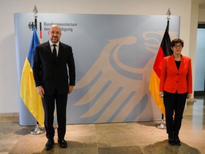 Прем’єр-міністр України запропонував міністру оборони Німеччини обмін досвідом у сфері кібербезпеки