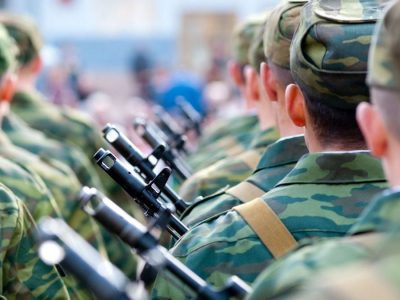 Прокуратура АРК оголосила про підозру «воєнкому» Феодосії за незаконний призов кримчан до збройних сил РФ  