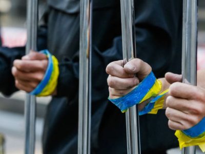 38 незаконно позбавлених волі та звільнених із полону РФ українців отримали матеріальну допомогу  