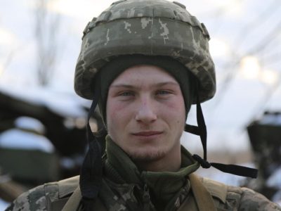 За три роки у «Малого» чотири ротації в Пісках  