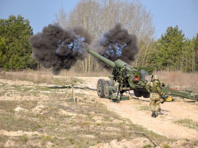 Перед навчаннями за кордоном бердичівські «Гіацинти» залпами розривають тишу на Київщині  