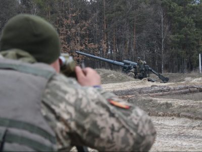 Свої командирські навички підвищують комбати гетьманської артбригади  