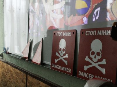 На Донеччині для школярів провели урок з мінної безпеки  