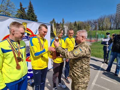 У Збройних Силах України визначили найсильнішу команду з військового п’ятиборства