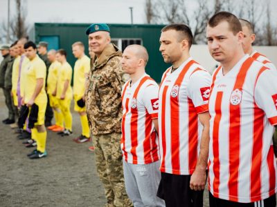 Товариська зустріч сильних духом: військові й нацгвардійці провели футбольні змагання