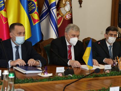 Росія здатна планувати для України повторення грузинського сценарію 2008-го року – Андрій Таран зустрівся з Послом Франції в Україні