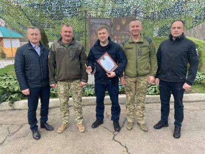 В районі ООС Командувач об’єднаних сил провів зустріч з головою Рівненської ОДА  