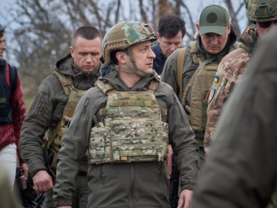 «Наші бійці розповідали мені про свою службу під звуки пострілів» − Володимир Зеленський