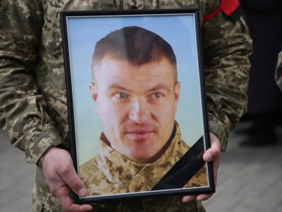 У Луцьку віддали останню шану головному сержантові Сергію Сулимі  