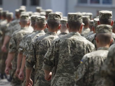 Міська влада Києва уклала 300 контрактів з резервістами