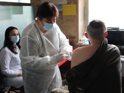 У районі проведення ООС триває вакцинація військовослужбовців  