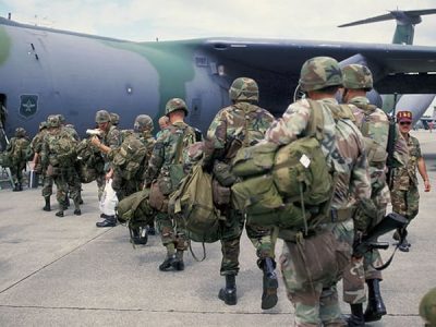Сили НАТО планують вийти з Афганістану одночасно  