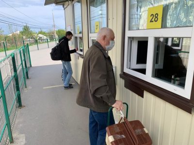 В районі ООС пасажиропотік через відкриті КПВВ зменшився майже вдвічі у порівнянні з минулим тижнем  