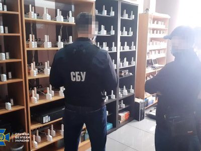 У Черкасах СБУ заблокувала діяльність ботоферми, яку використовували для дестабілізації ситуації в Україні