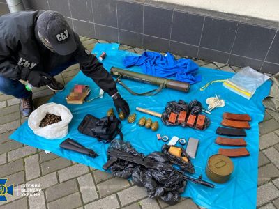 СБУ виявила арсенал боєприпасів у центрі Києва