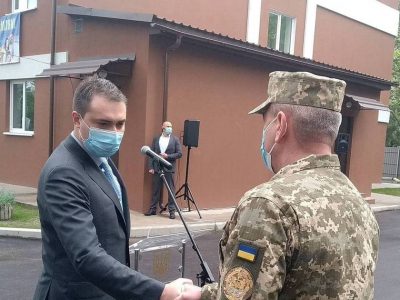 94 родини воїнів-розвідників отримали ключі від службових осель у декількох містах України  