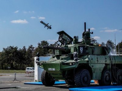 Знищуватиме танки: ракета MMP, випущена з бронемашини Jaguar, успішно вразила ціль