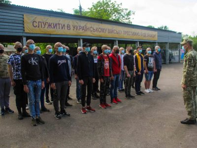 Чому призовники самі йдуть до ТЦК та СП