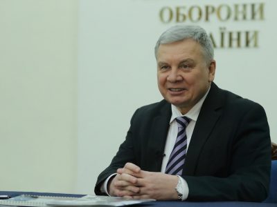 «Позаду – роки в «альма-матер», попереду – «школа життя» – Андрій Таран з нагоди випуску молодих офіцерів вищих військових навчальних закладів