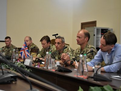 Для офіцерів Командування Об’єднаних сил ЗС України стартував курс оперативної підготовки за стандартами НАТО  